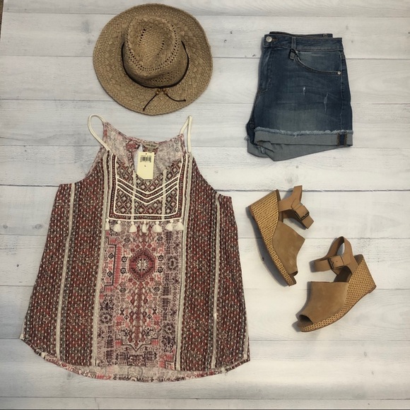 Lucky Brand Tops - Lucky Brand Tank Sz L NWT